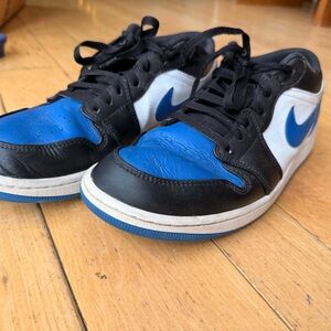 Nike Kids Black and Blue Sneakers